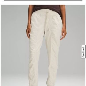 Lululemon GREY dance studio jogger sz4.